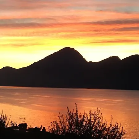 Appartamento La Virgola Brenzone sul Garda