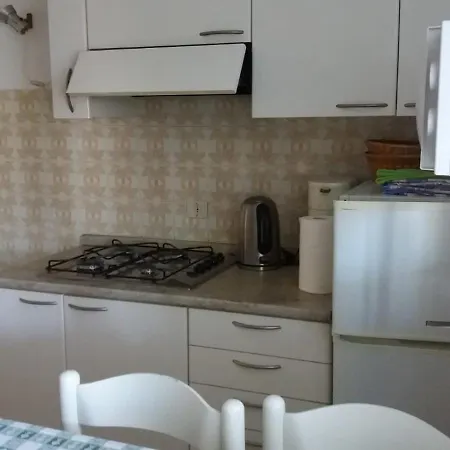 Apartment La Virgola Brenzone sul Garda