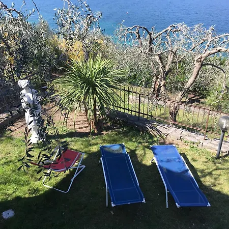Διαμέρισμα La Virgola Brenzone sul Garda